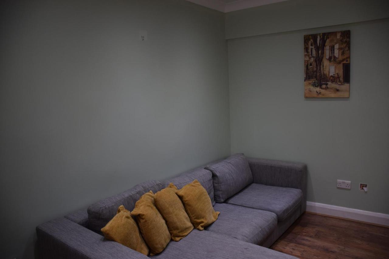 Three Bedroom House Lancaster Road Londyn Zewnętrze zdjęcie