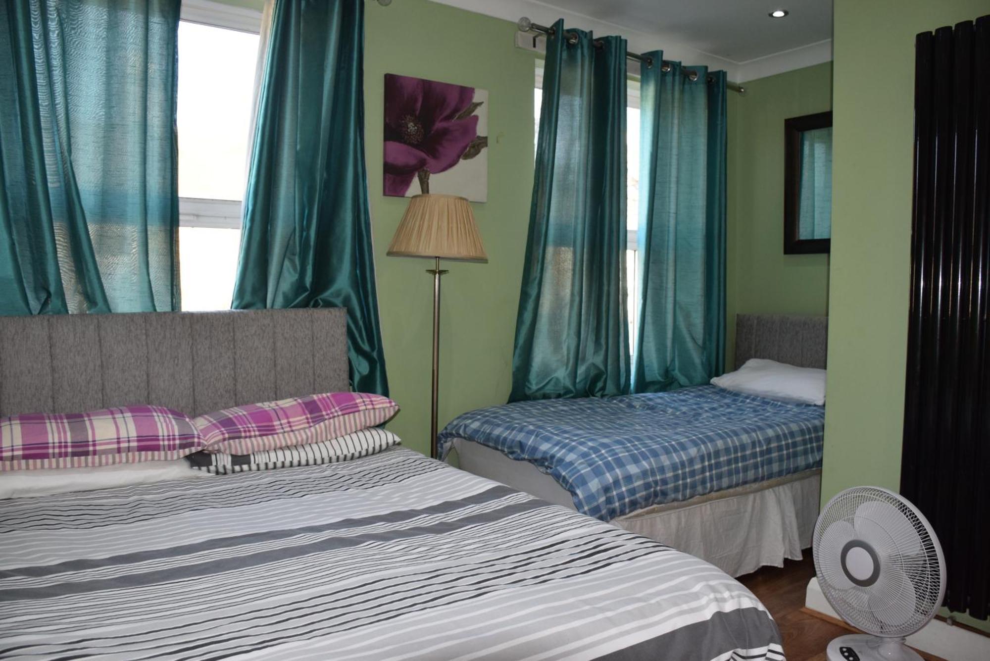 Three Bedroom House Lancaster Road Londyn Zewnętrze zdjęcie